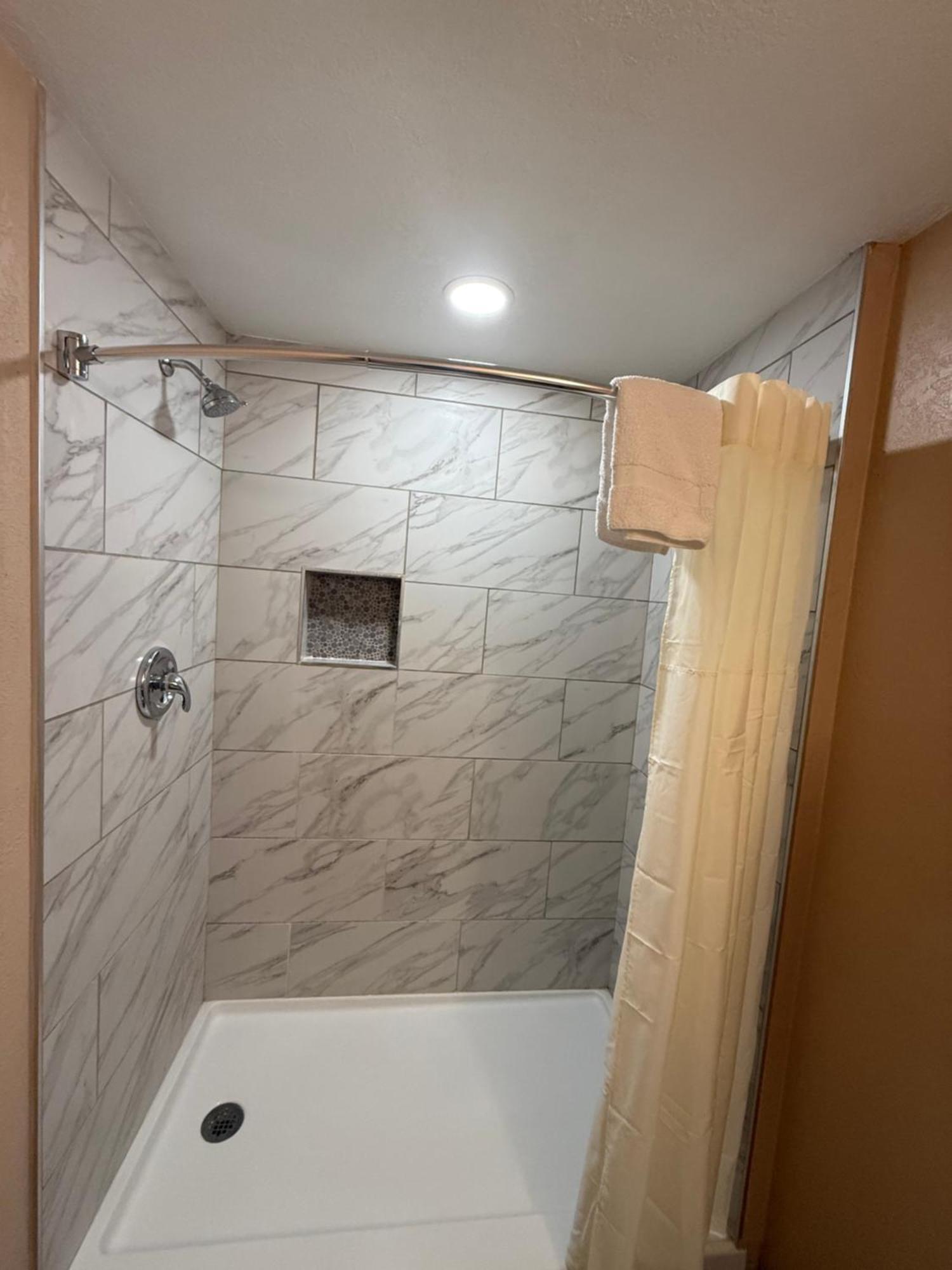 Pinewood Inn South Lake Tahoe Ngoại thất bức ảnh