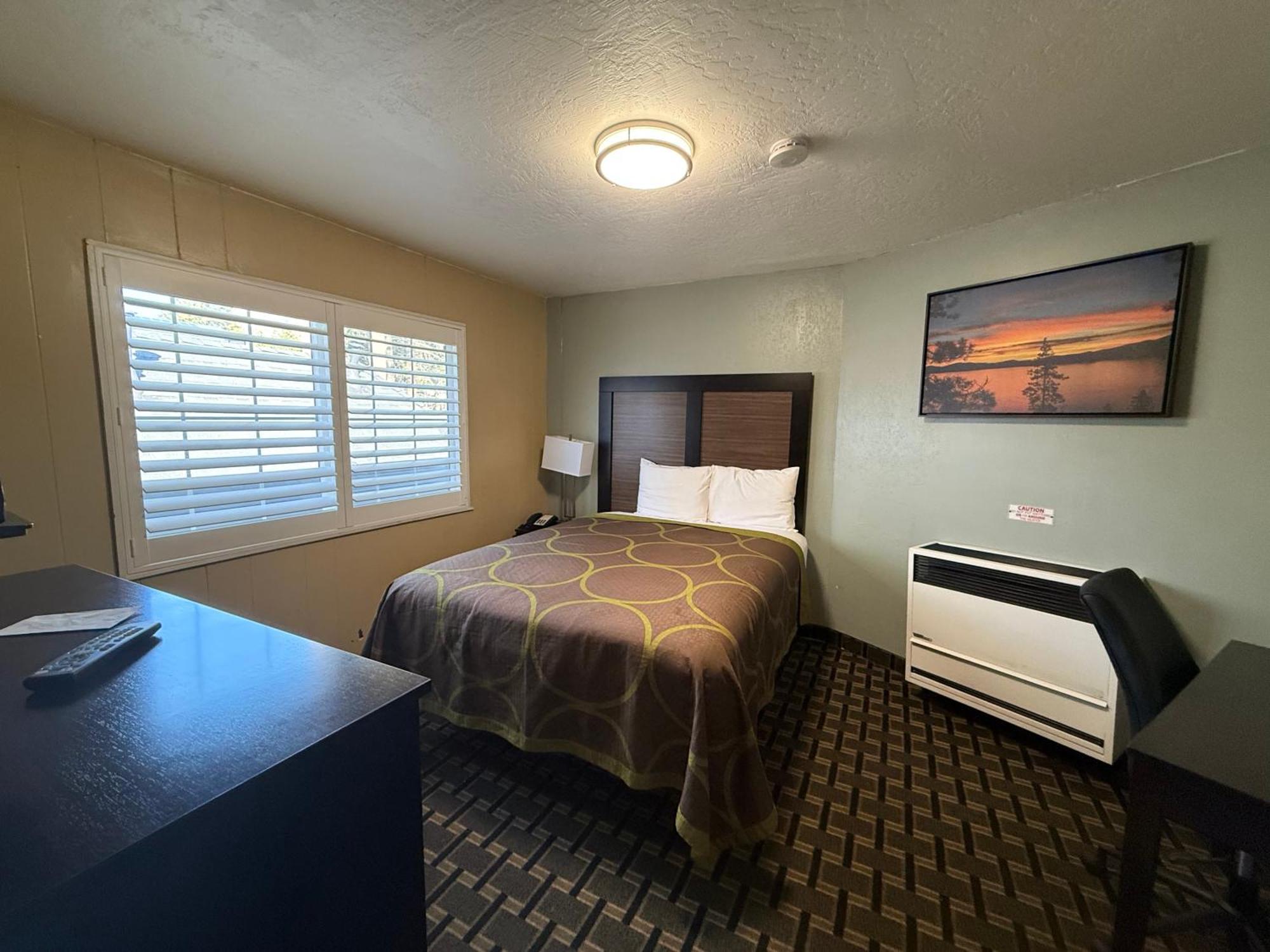 Pinewood Inn South Lake Tahoe Ngoại thất bức ảnh