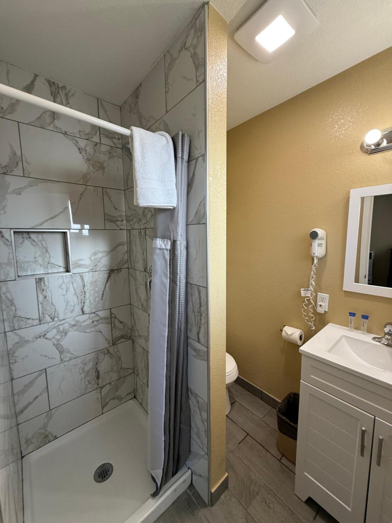 Pinewood Inn South Lake Tahoe Ngoại thất bức ảnh