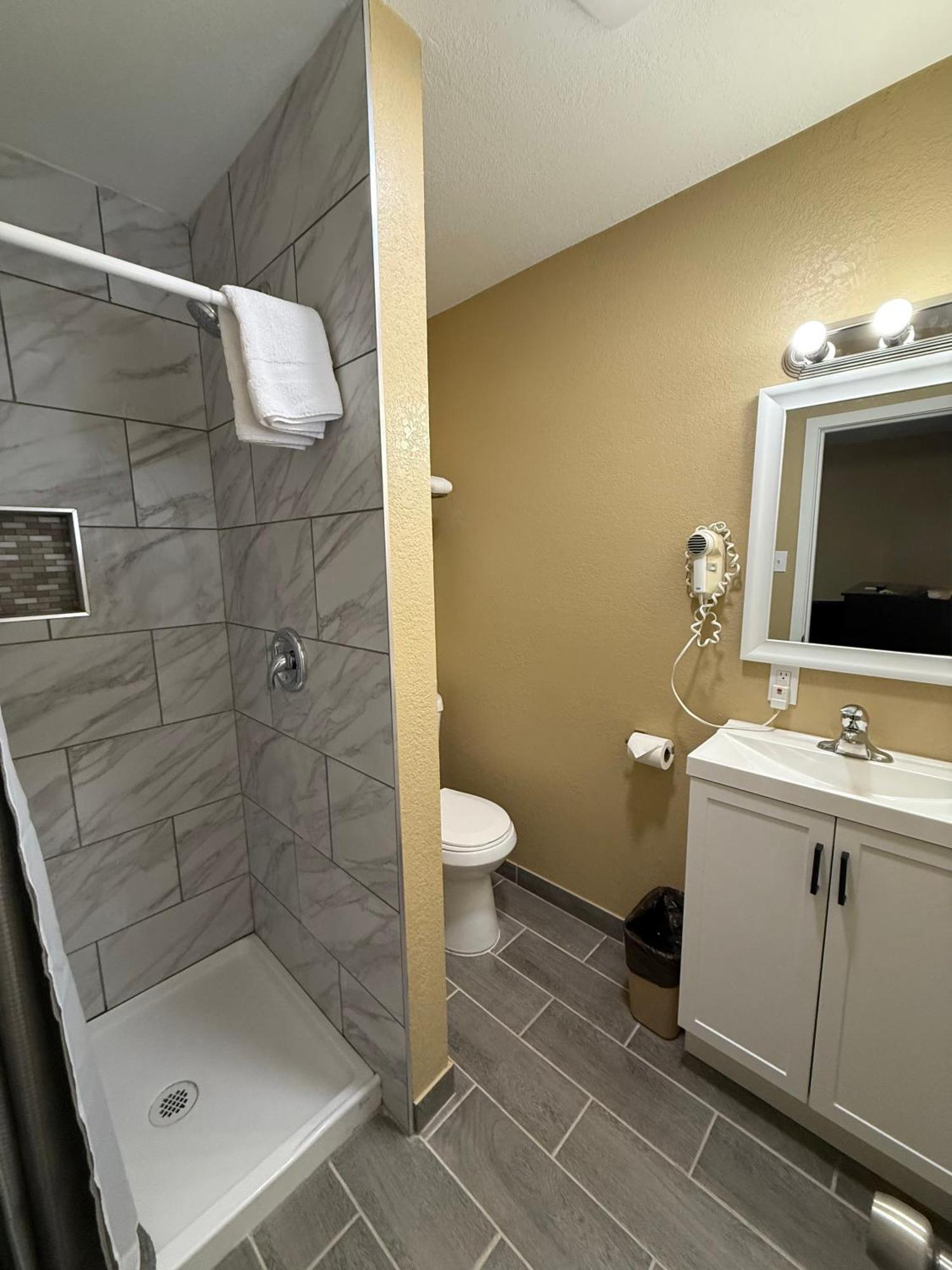 Pinewood Inn South Lake Tahoe Ngoại thất bức ảnh